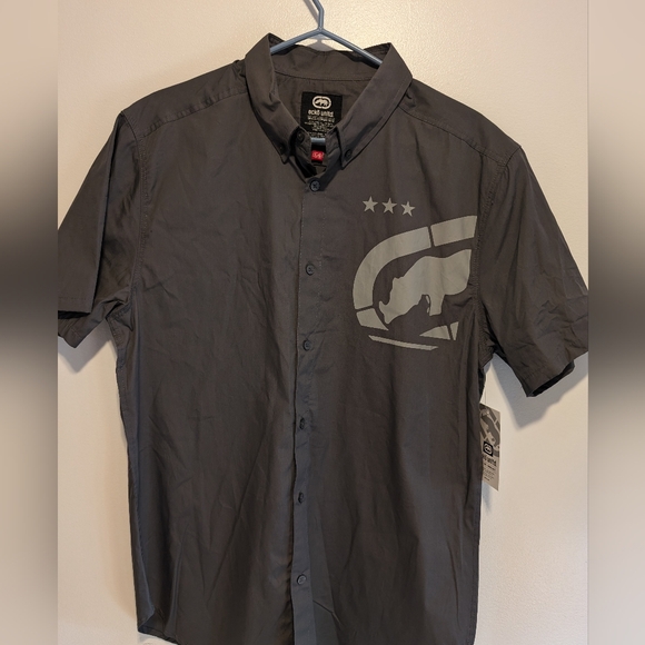Mens Shirts - Picture 1 of 4